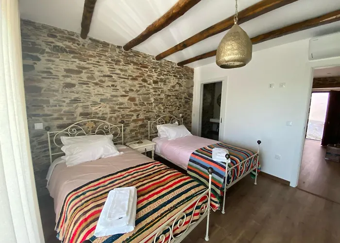 לינה וארוחת בוקר Casa Da Meia Encosta 4*